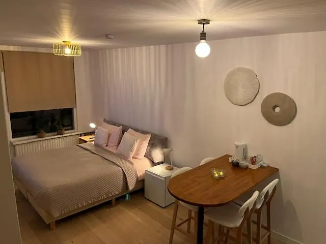 Quarles 80 - Free Parking Gæstehus